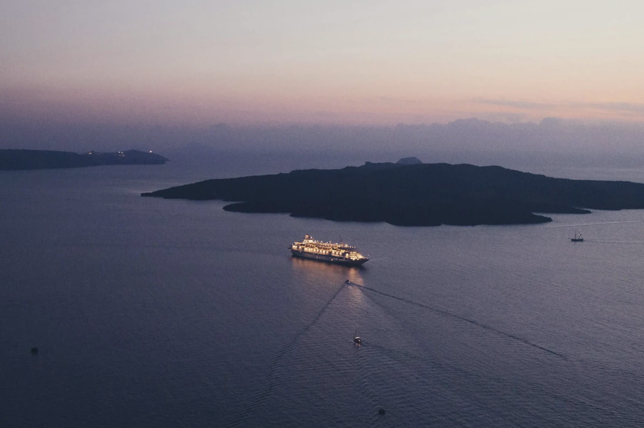 Luxury cruise template